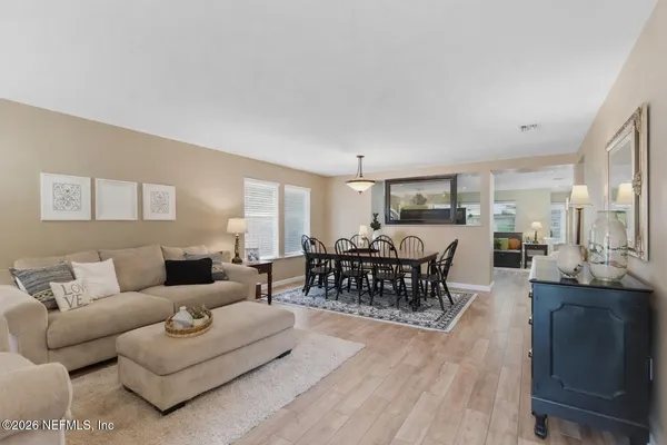 $371,000 | 2362 Tyson Lake Drive, Jacksonville, FL 32221