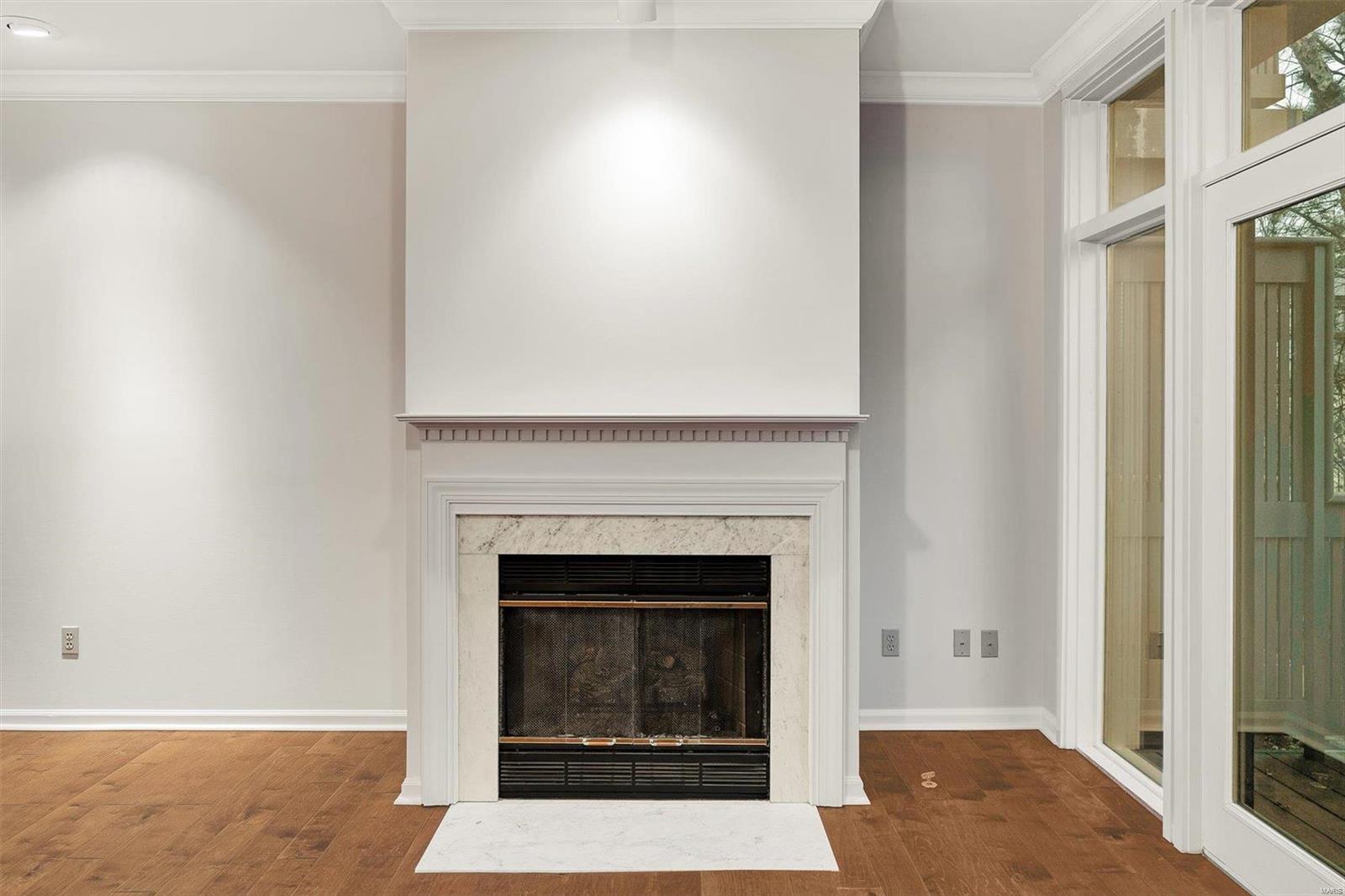 155 North Hanley Road, Unit 203 St. Louis, MO 63105 - Photo 4 of 17