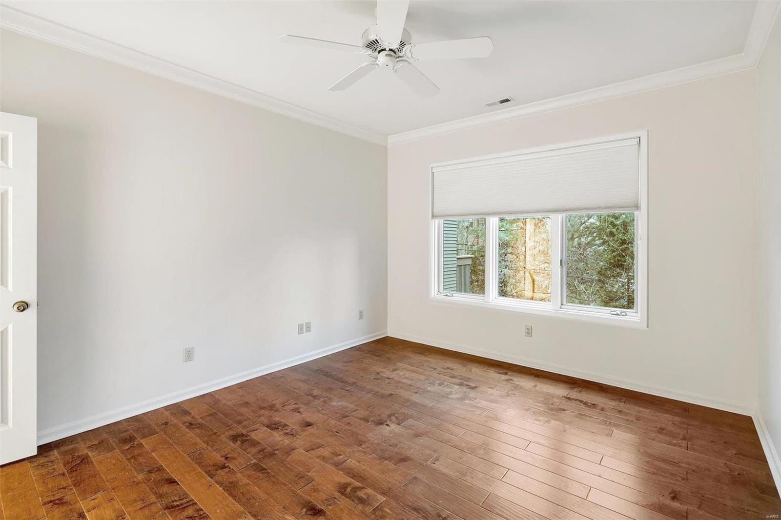 155 North Hanley Road, Unit 203 St. Louis, MO 63105 - Photo 9 of 17