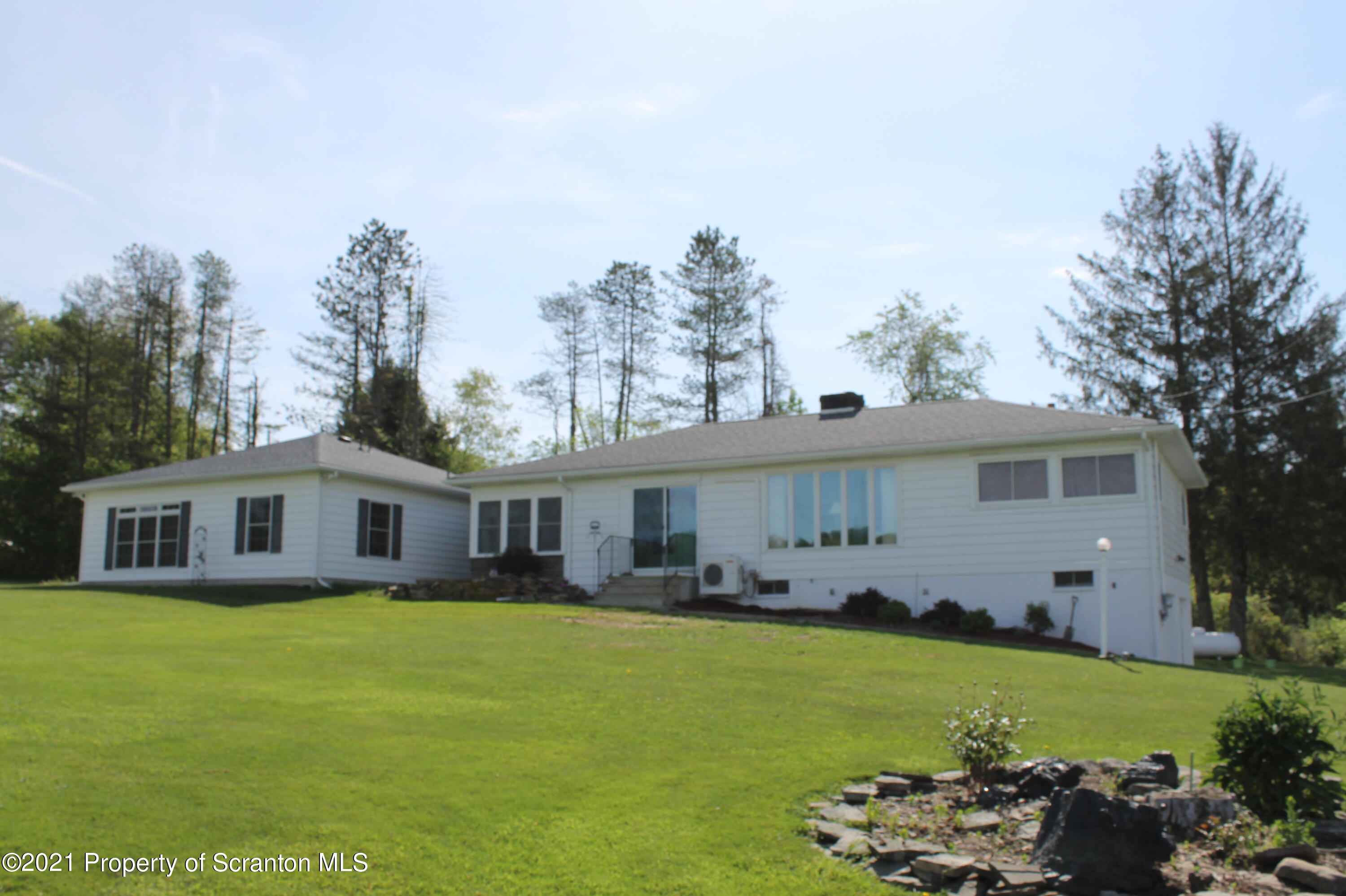 1643 Falls Road Clarks Summit, PA 18411 - Photo 1 of 19 Gallery Image 1