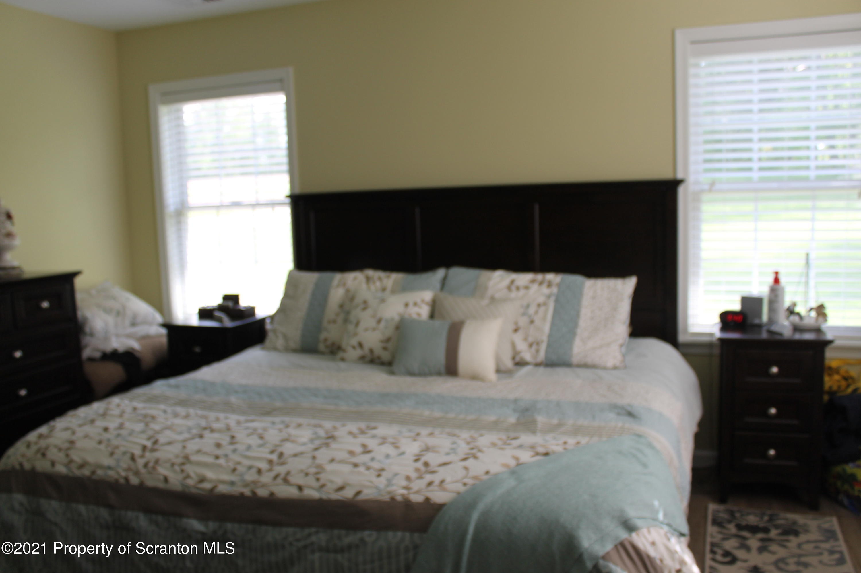 1643 Falls Road Clarks Summit, PA 18411 - Photo 10 of 19 Gallery Image 10