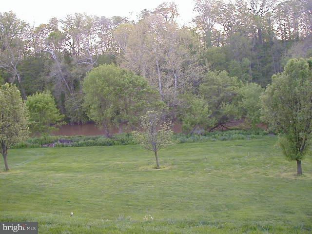 1877 Wilderness Road Lancaster, PA 17603 - Photo 3 of 15 Gallery Image 3