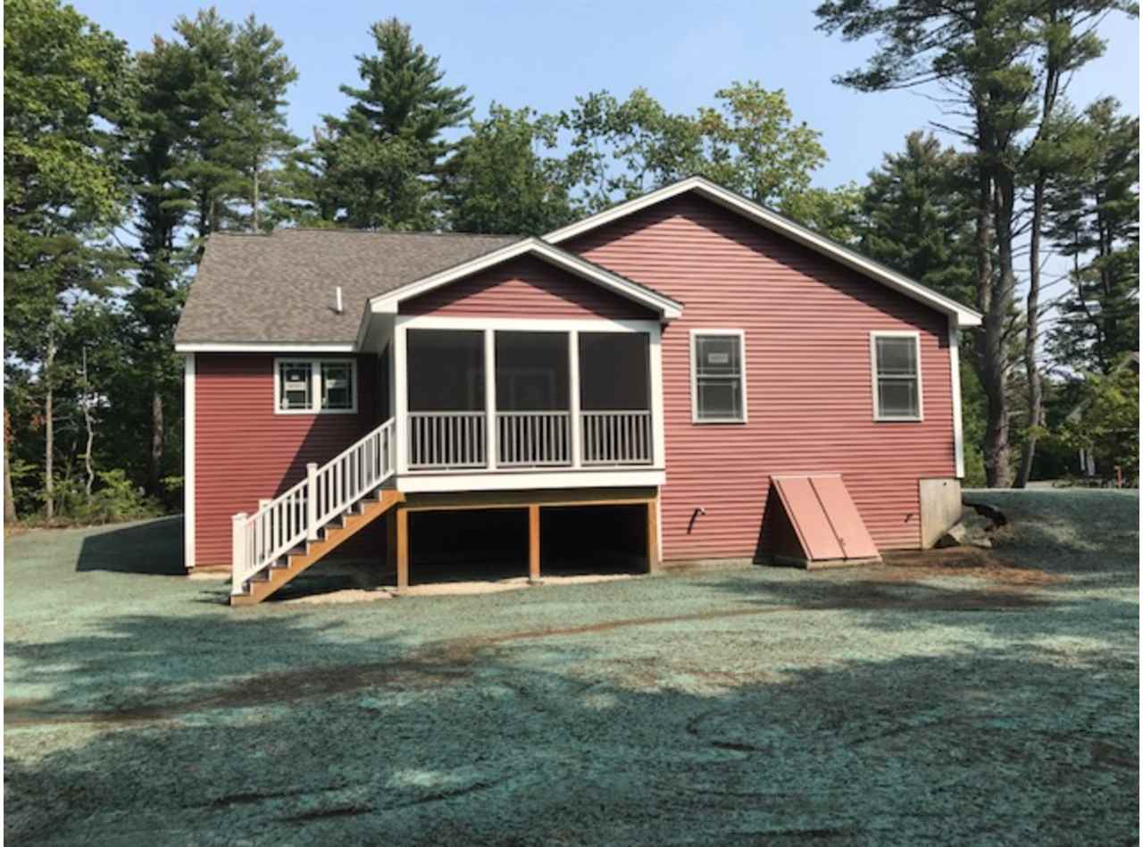 54 Tolend Road, Unit 4 Barrington, NH 03825 - Photo 4 of 11