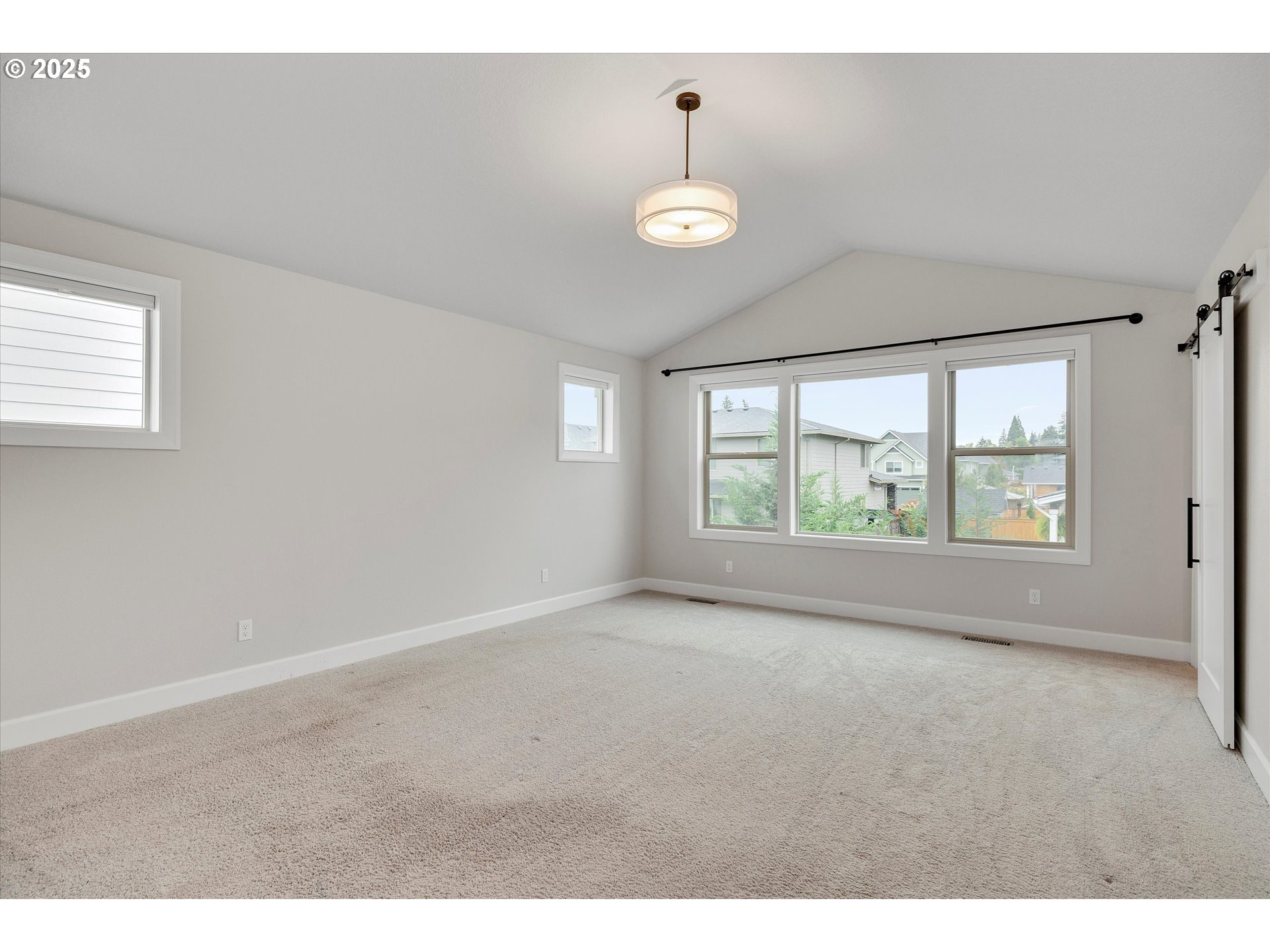 1009 Northeast 17th Avenue Canby, OR 97013 - Photo 14 of 30 Bedroom, Primary