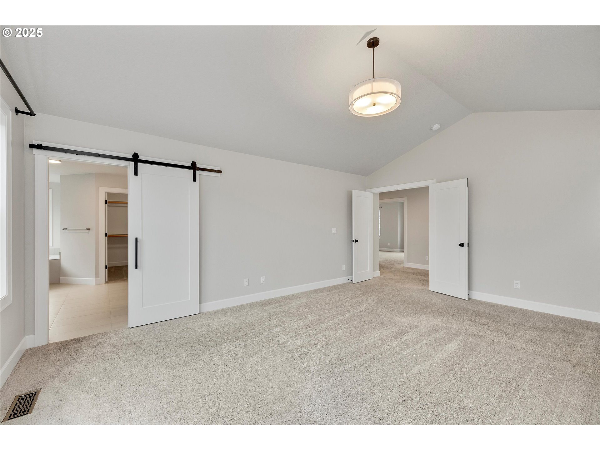 1009 Northeast 17th Avenue Canby, OR 97013 - Photo 15 of 30 Bedroom, Primary