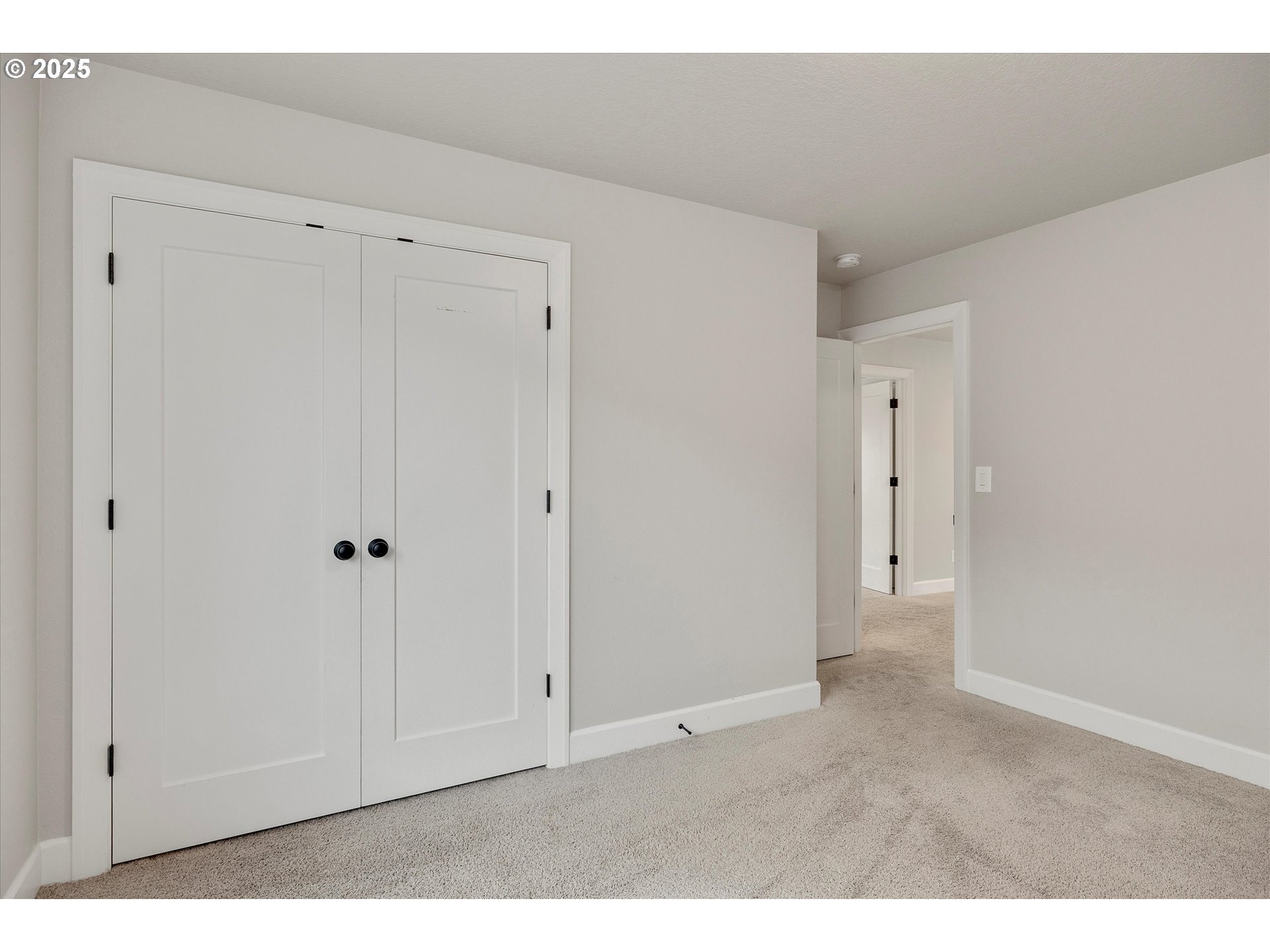 1009 Northeast 17th Avenue Canby, OR 97013 - Photo 25 of 30 Bedroom