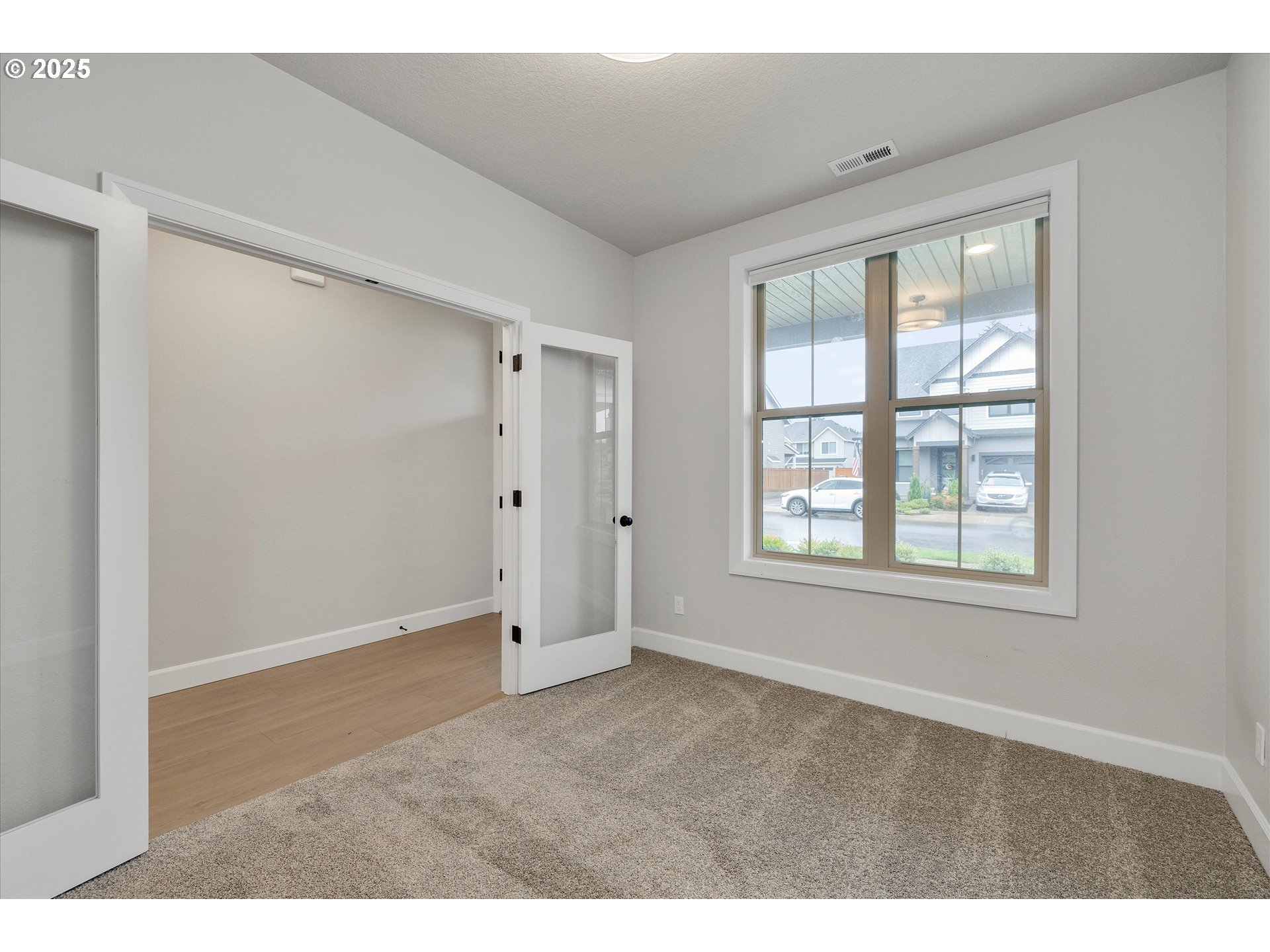 1009 Northeast 17th Avenue Canby, OR 97013 - Photo 3 of 30 Den/Office