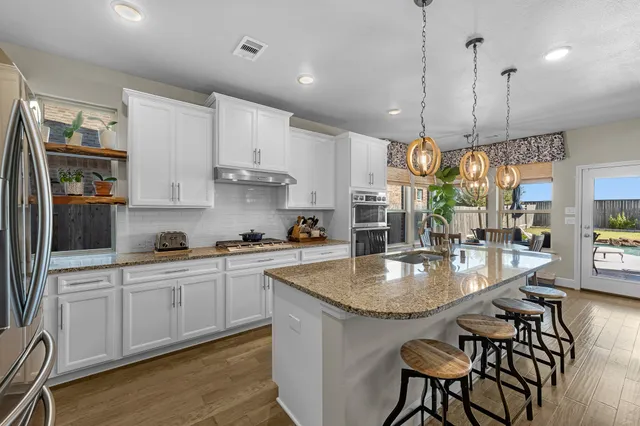 $695,000 | 1429 Talco Garden Court, League City, TX 77573