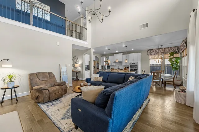 $695,000 | 1429 Talco Garden Court, League City, TX 77573