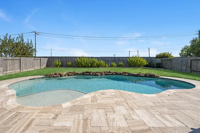 $695,000 | 1429 Talco Garden Court, League City, TX 77573