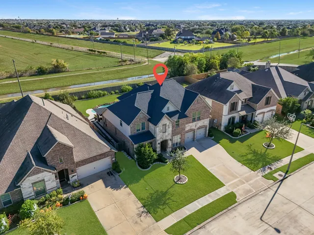 $695,000 | 1429 Talco Garden Court, League City, TX 77573