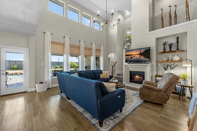 $695,000 | 1429 Talco Garden Court, League City, TX 77573