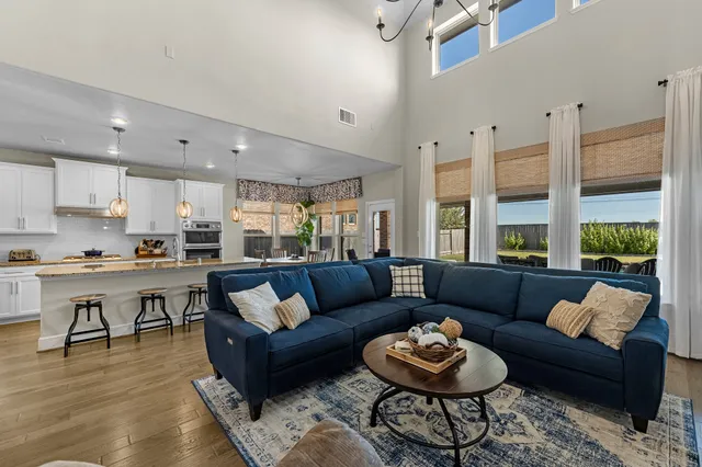 $695,000 | 1429 Talco Garden Court, League City, TX 77573