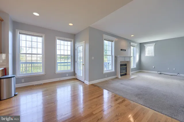 $560,000 | 327 Squire Lane, Lititz, PA 17543