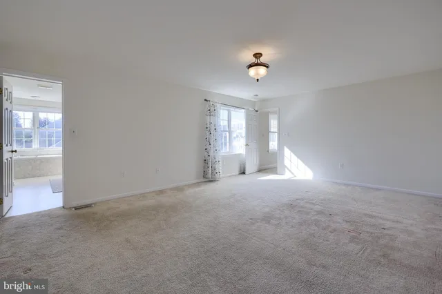 $560,000 | 327 Squire Lane, Lititz, PA 17543