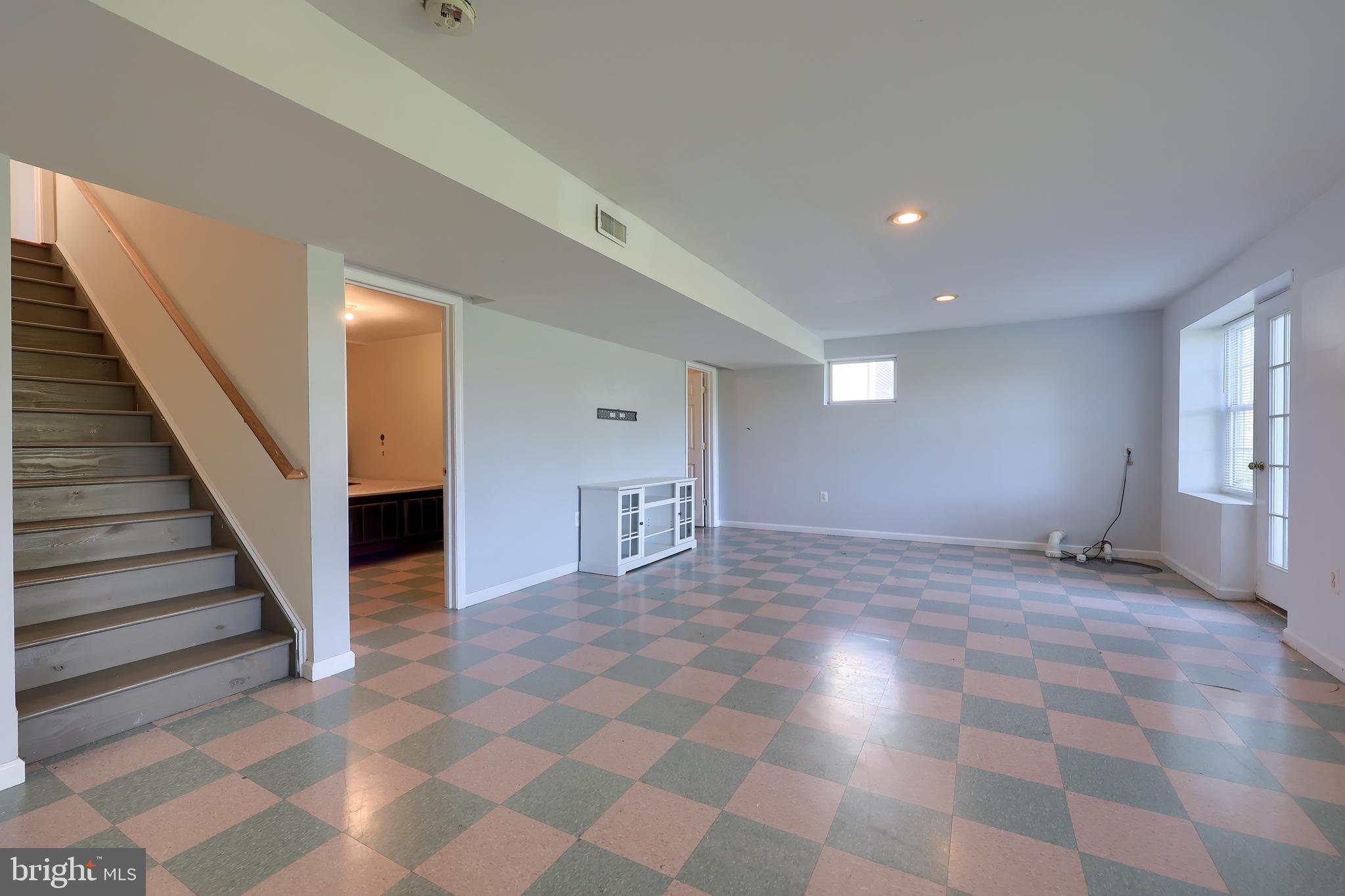 327 Squire Lane Lititz, PA 17543 - Photo 32 of 48 a view of a hallway with front door