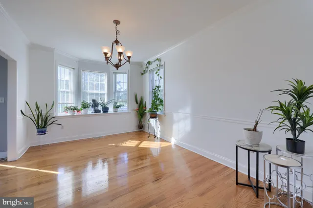 $560,000 | 327 Squire Lane, Lititz, PA 17543