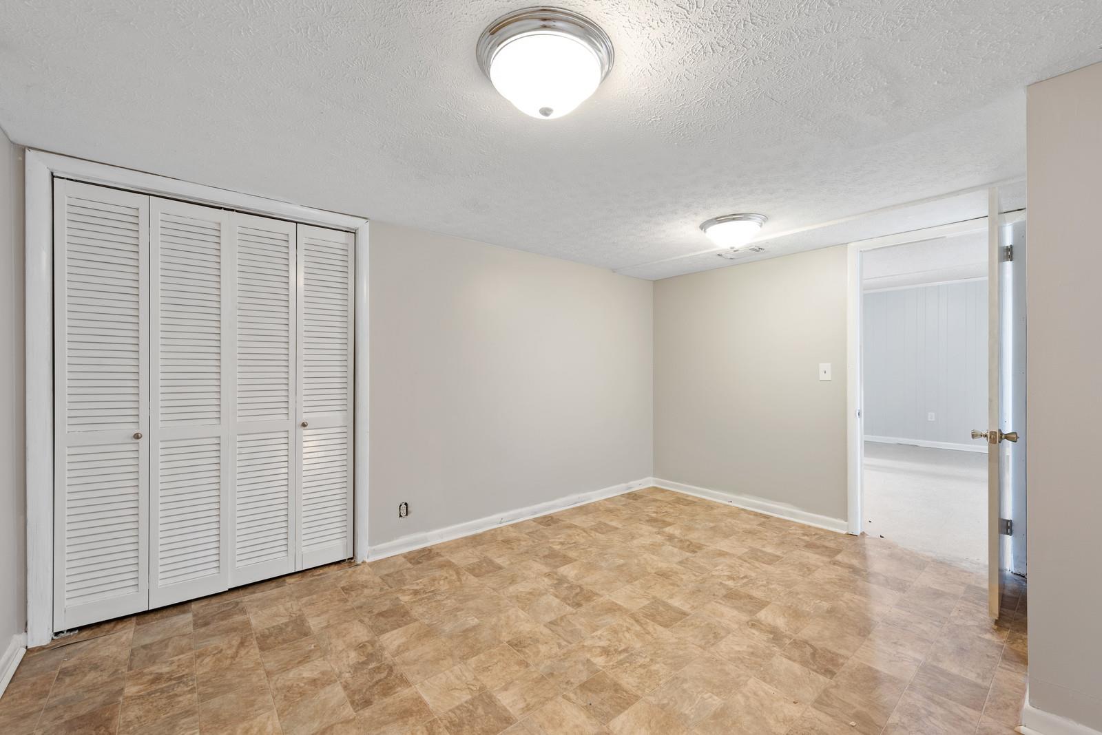 189 Cherokee Road Hendersonville, TN 37075 - Photo 14 of 19 Downstairs Office