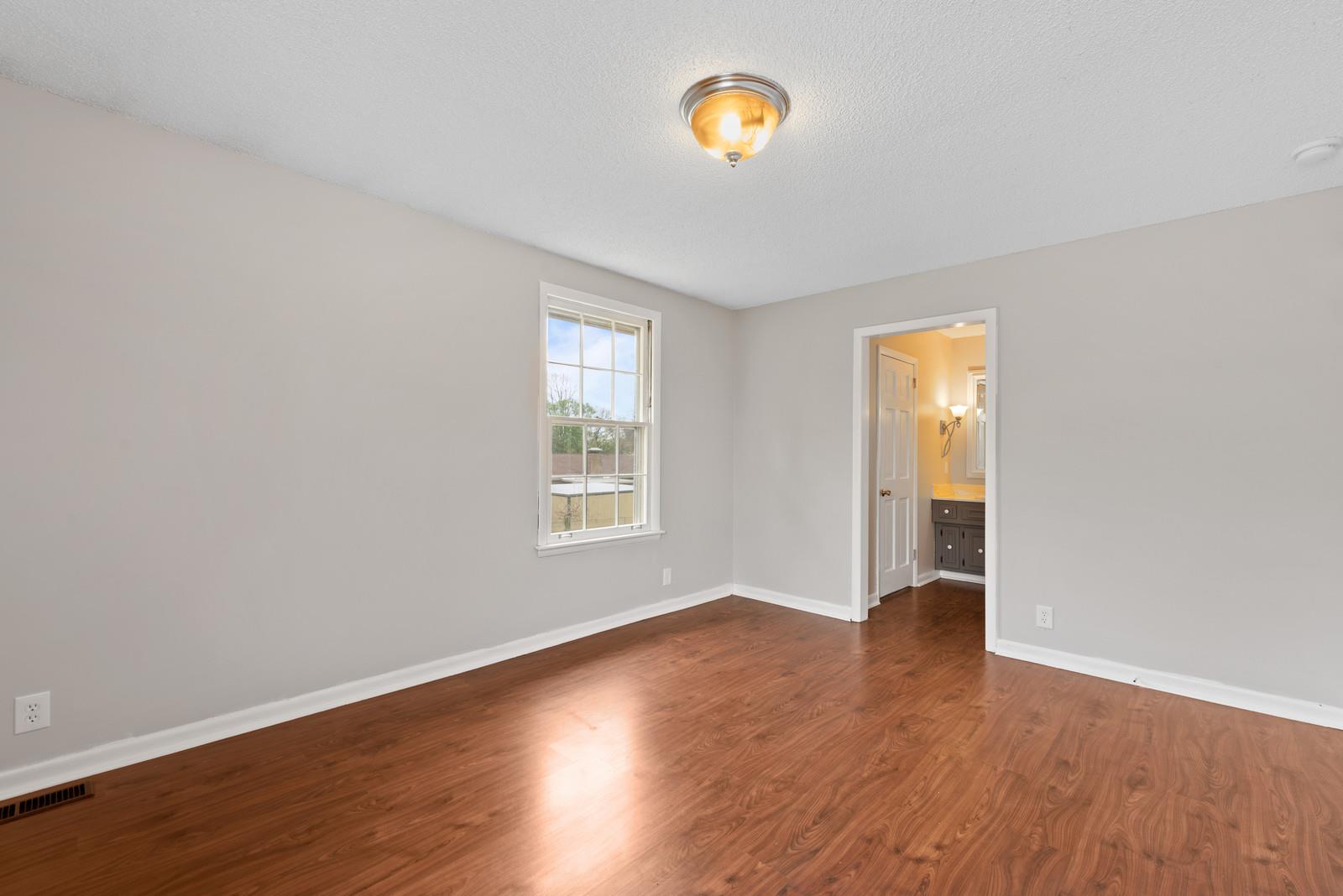 189 Cherokee Road Hendersonville, TN 37075 - Photo 9 of 19 Gallery Image 9