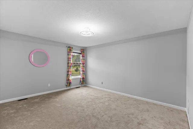 $649,990 | 8490 Moraine Circle, Shakopee, MN 55379