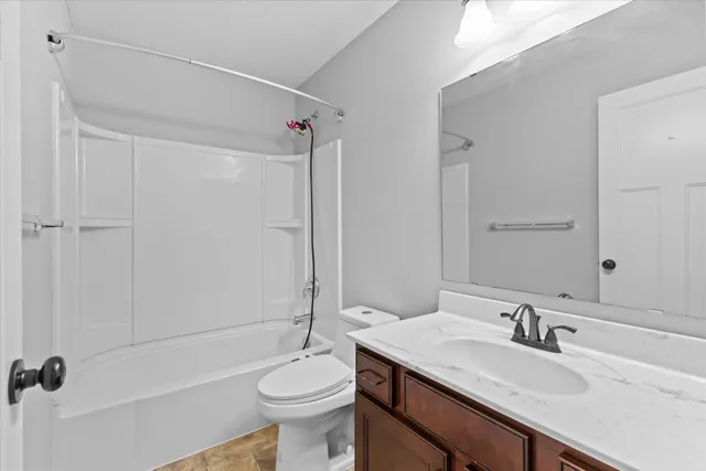 $649,990 | 8490 Moraine Circle, Shakopee, MN 55379