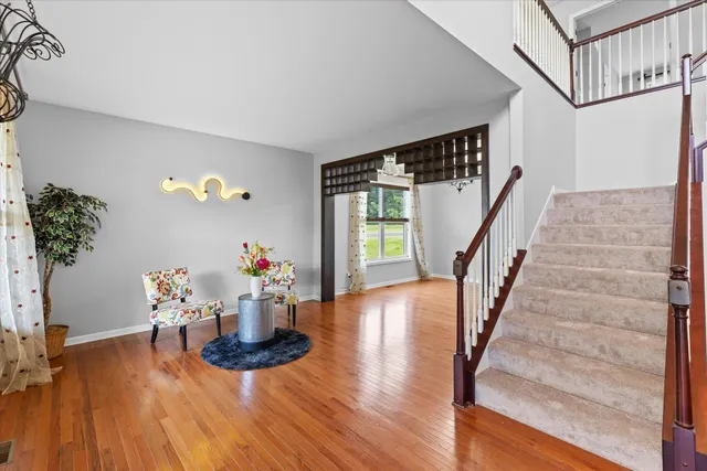 $649,990 | 8490 Moraine Circle, Shakopee, MN 55379