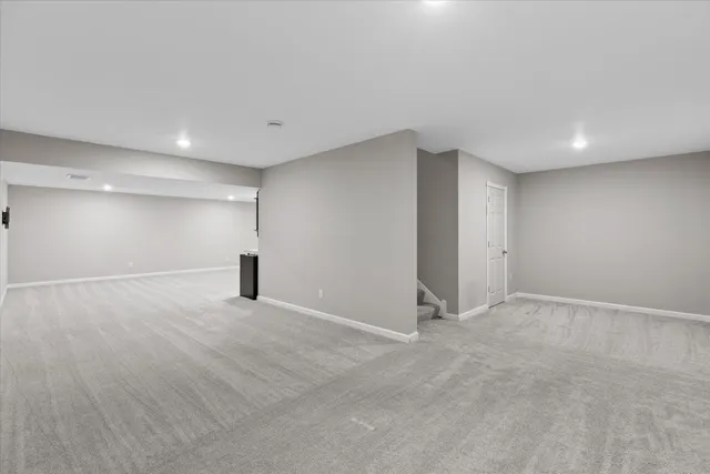 $649,990 | 8490 Moraine Circle, Shakopee, MN 55379