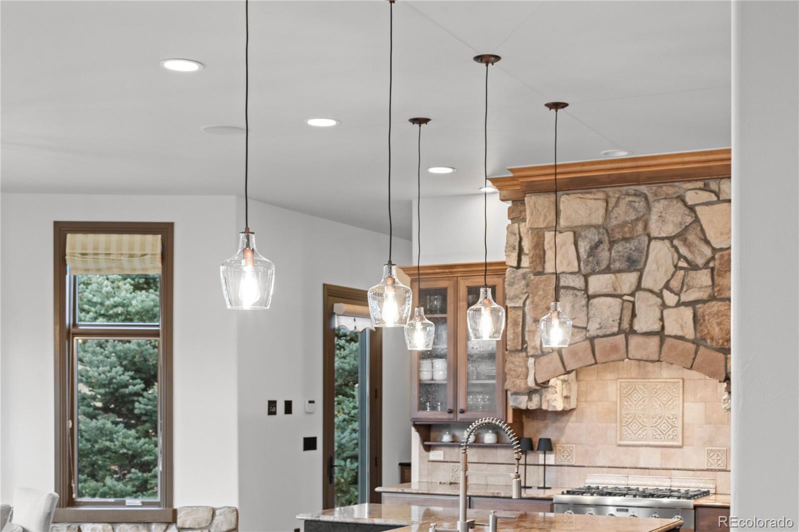 5810 Amber Ridge Drive Castle Pines, CO 80108 - Photo 16 of 44