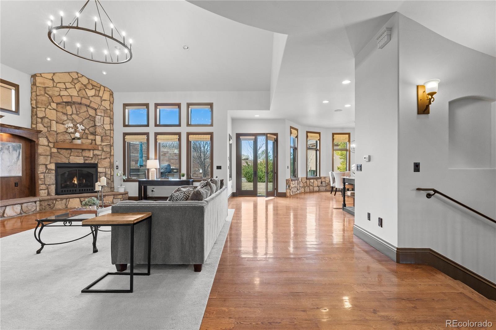 5810 Amber Ridge Drive Castle Pines, CO 80108 - Photo 9 of 44