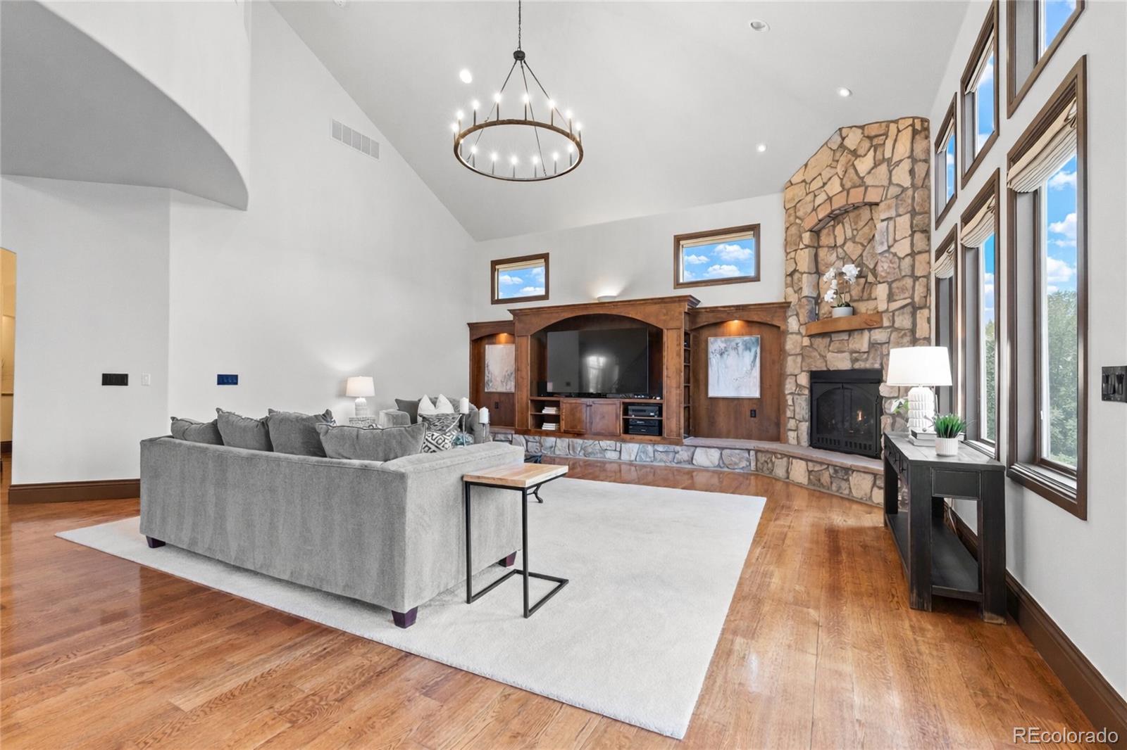 5810 Amber Ridge Drive Castle Pines, CO 80108 - Photo 10 of 44