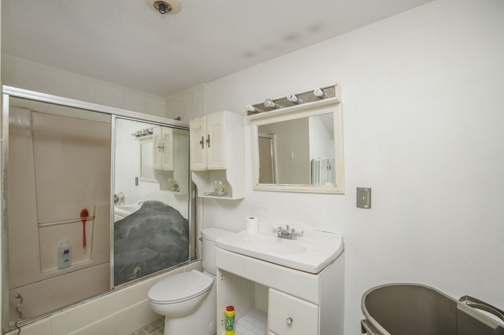 258 High Street Taunton, MA 02780 - Photo 13 of 30