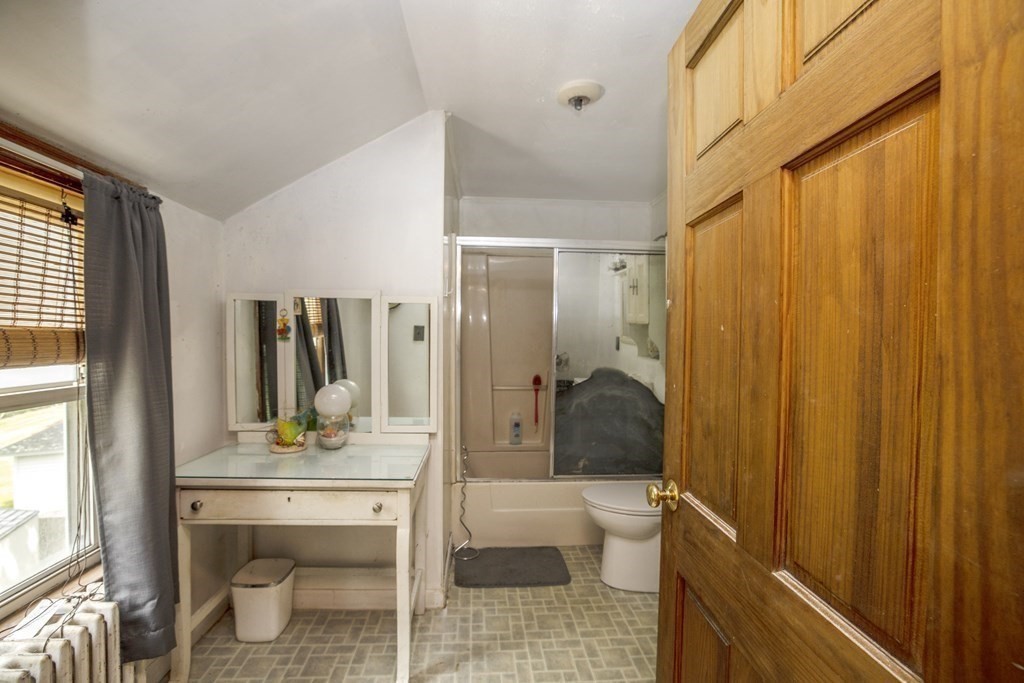 258 High Street Taunton, MA 02780 - Photo 14 of 30