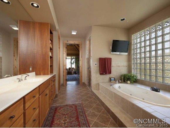 105 Falls Summit Road Hendersonville, NC 28739 - Photo 10 of 23 Gallery Image 10