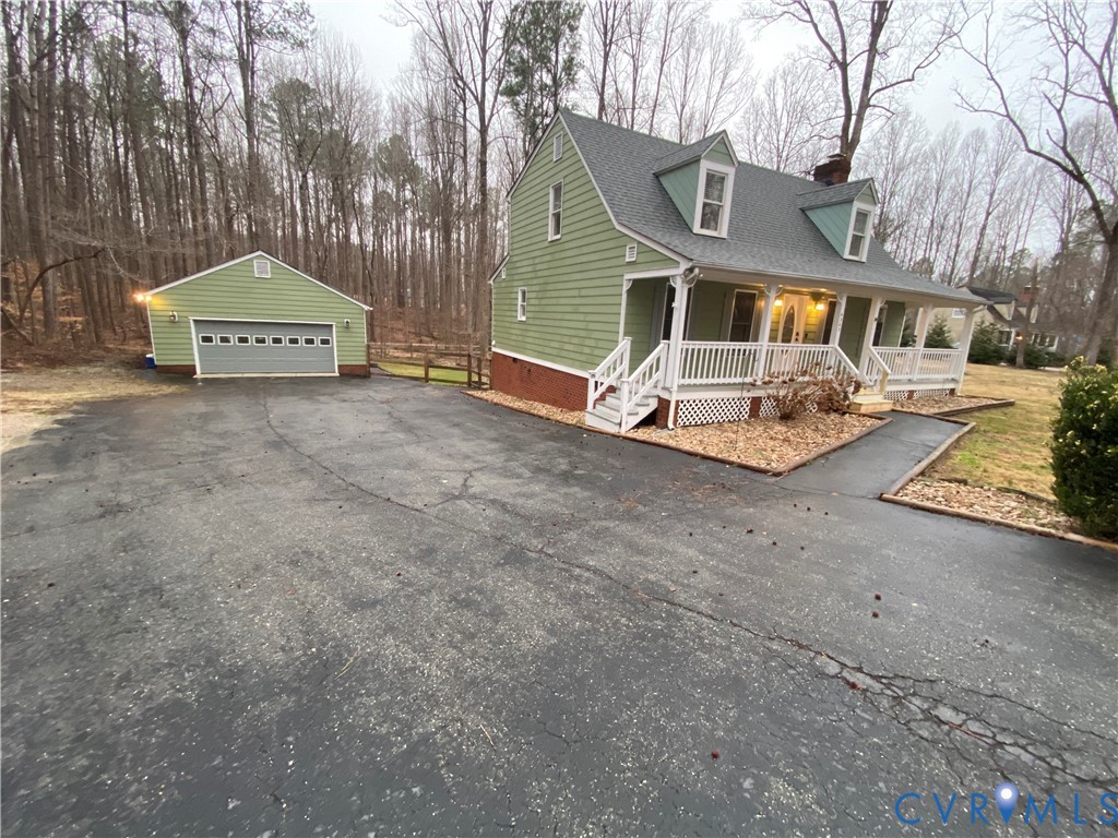 4303 Cosby Road Powhatan, VA 23139 - Photo 3 of 17 Gallery Image 3