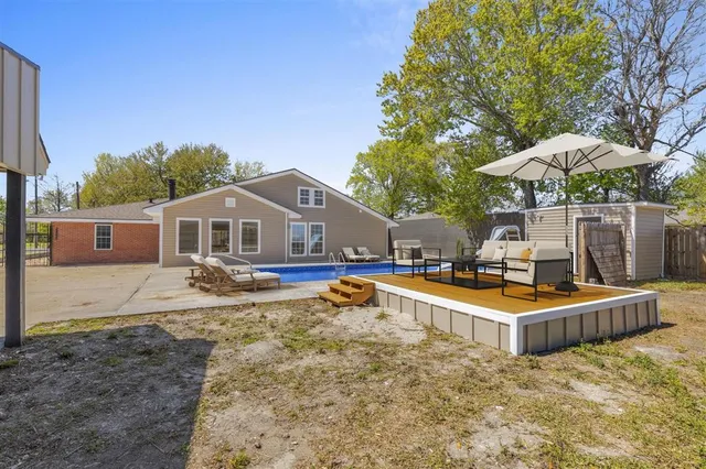 $325,000 | 4125 Mary Ann Lane, Lake Charles, LA 70605