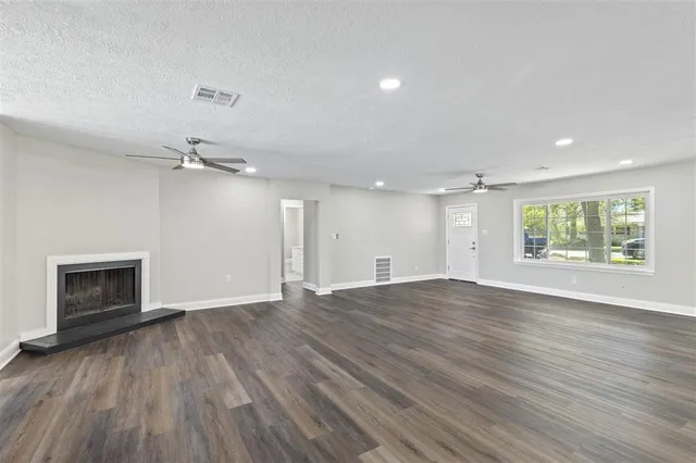 $325,000 | 4125 Mary Ann Lane, Lake Charles, LA 70605