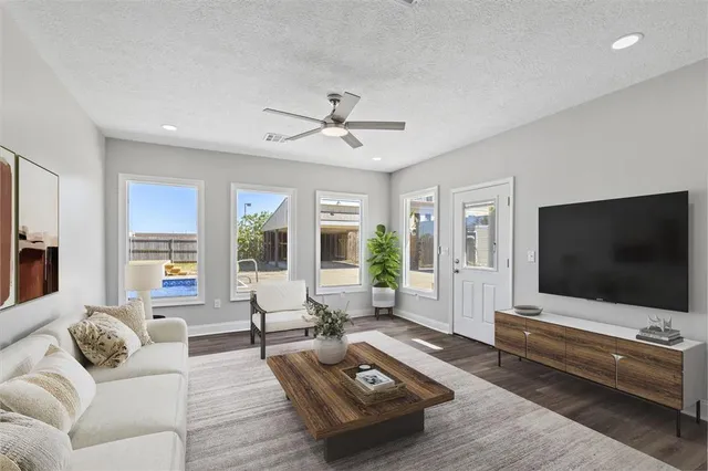 $325,000 | 4125 Mary Ann Lane, Lake Charles, LA 70605