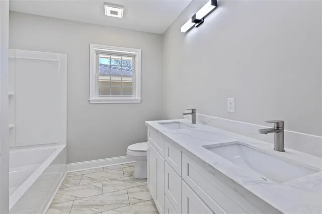 $325,000 | 4125 Mary Ann Lane, Lake Charles, LA 70605