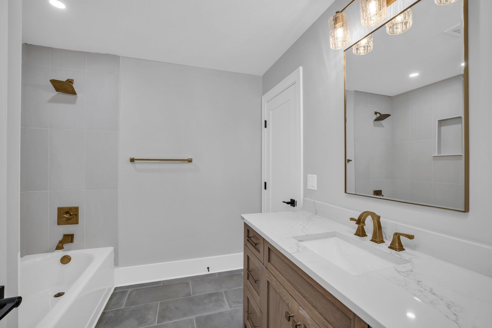 1274 London Wds Way, Unit 34 Apison, TN 37302 - Photo 23 of 31 Upstairs additional bath