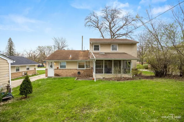 $224,900 | 106 Blackhawk Drive, Park Forest, IL 60466