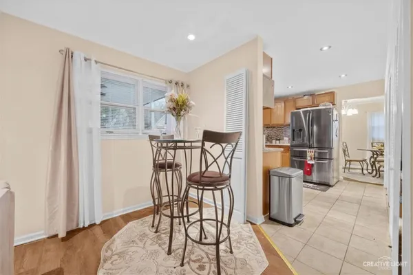 $224,900 | 106 Blackhawk Drive, Park Forest, IL 60466
