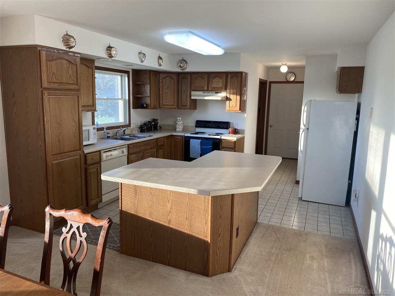 65255 Powell Road Washington, MI 48095 - Photo 4 of 18
