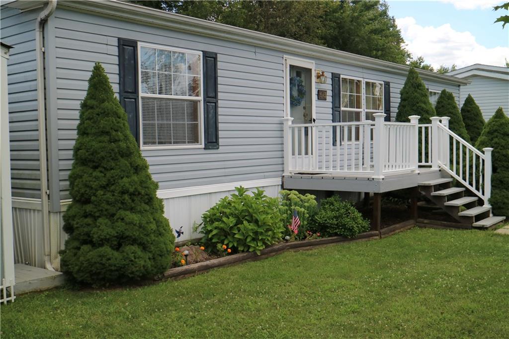 613 Deana Way Rochester, PA 15074 - Photo 1 of 20