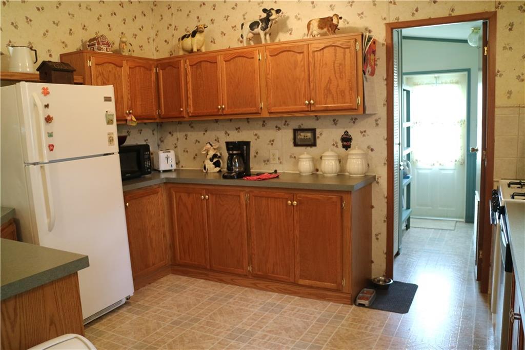 613 Deana Way Rochester, PA 15074 - Photo 12 of 20