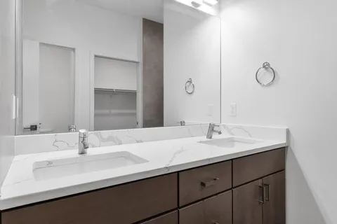 $620,768 | 1023 Pacific Street, Kansas City, MO 64106