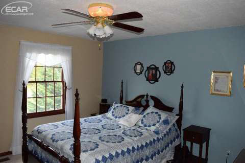 11058 Seymour Road Gaines, MI 48436 - Photo 27 of 32 20446972-26.JPG