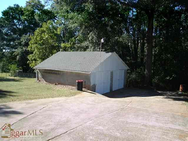 3010 Old Easley Bridge Road Greenville, SC 29611 - Photo 6 of 8 Gallery Image 6