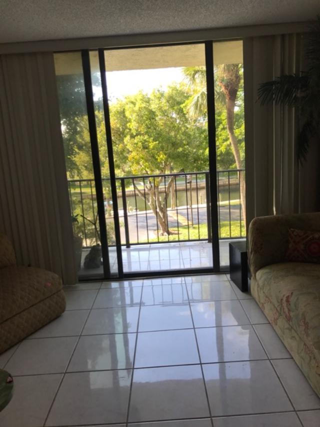 799 Jeffery Street, Unit 308 Boca Raton, FL 33487 - Photo 7 of 9 a view of an empty room and window
