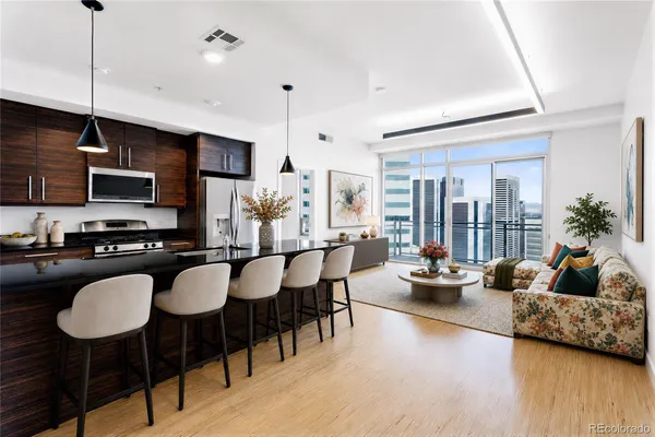 $450,000 | 2001 Lincoln Street, Unit 2220, Denver, CO 80202