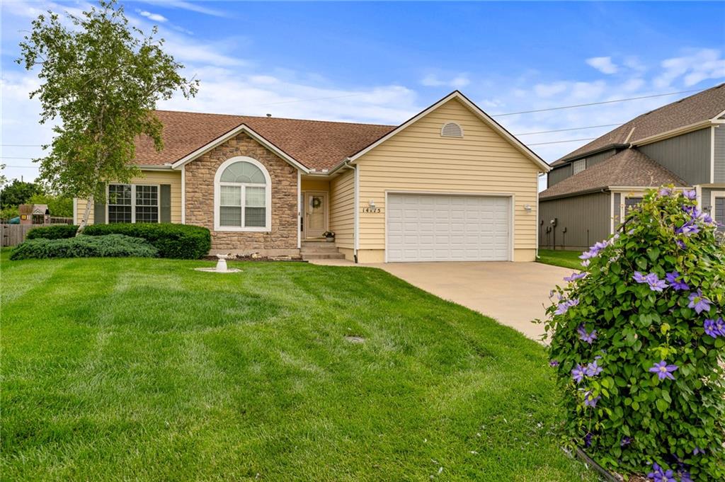 14175 W 155th St, Olathe, KS 66062 | MLS #2552668 | Compass